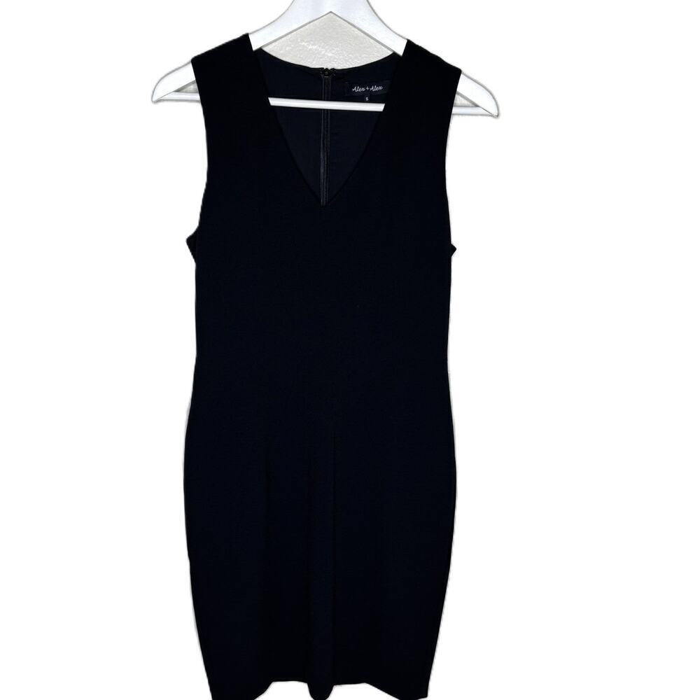 Alex + Alex Black Sleeveless Sheath Dress w/ Art Deco Darting, LBD, Size Small